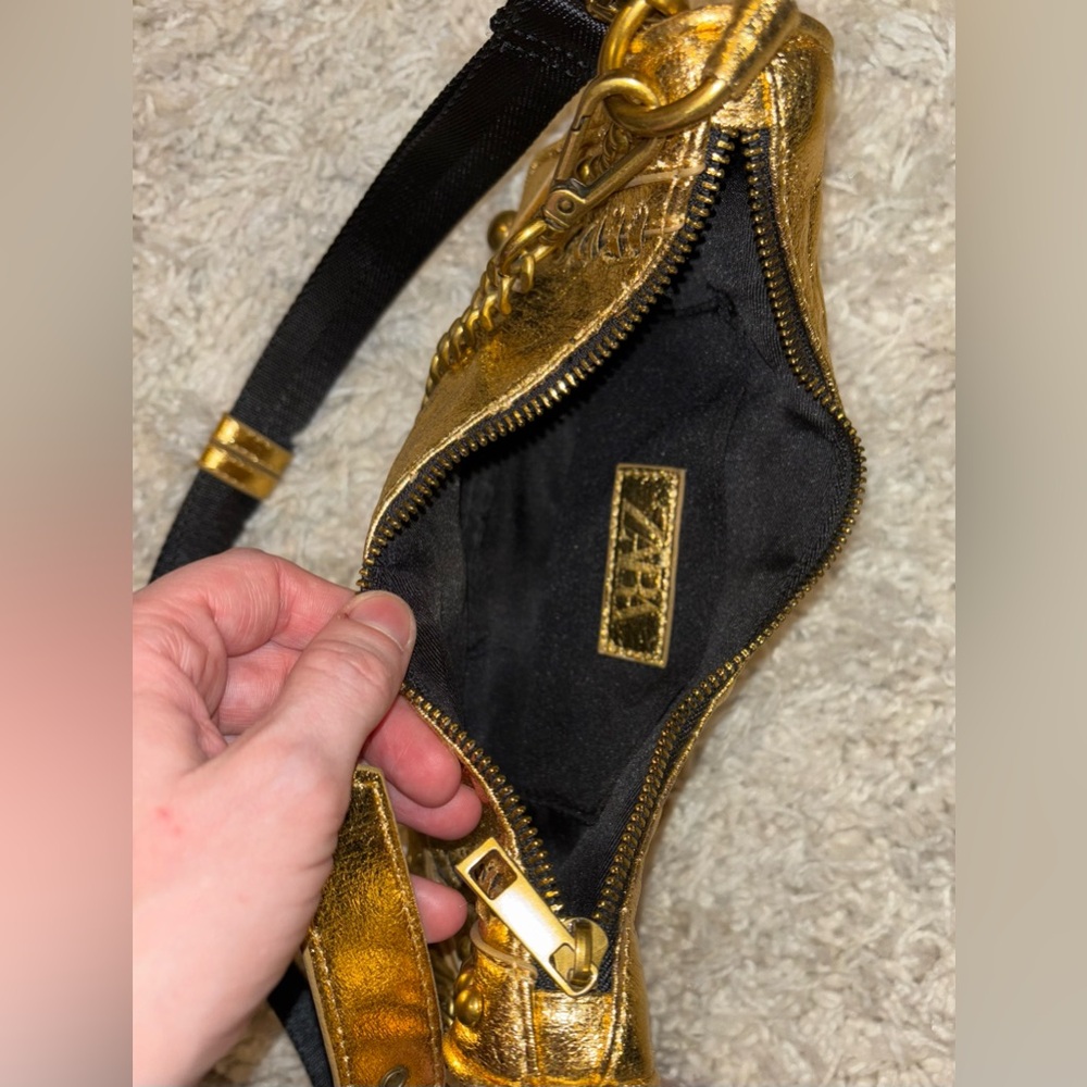 Zara Gold Rocker Crossbody Purse - Picture 10 of 11